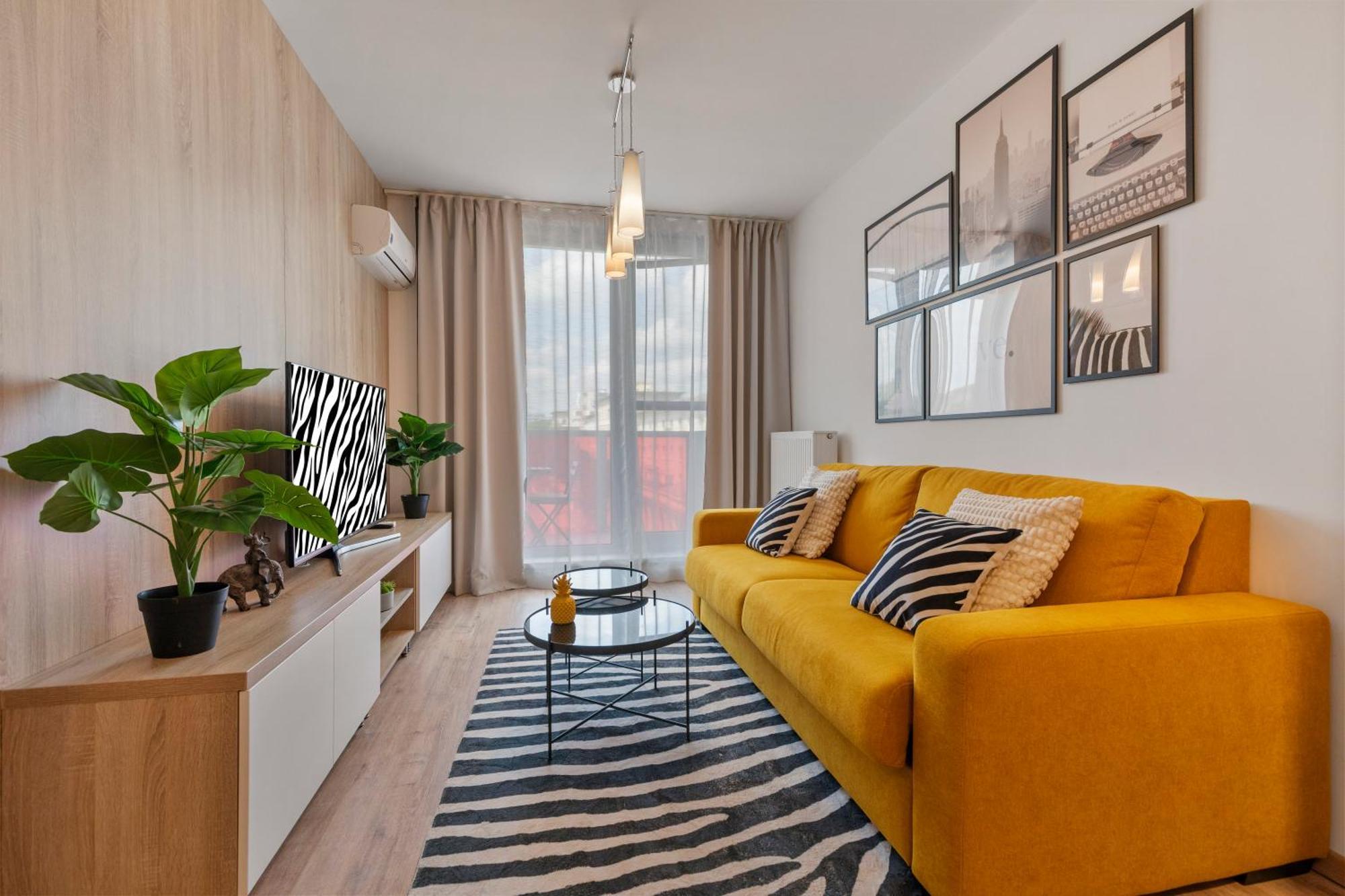 Апартаменти Lam Safari - Balcony - Ac - Free Parking Братислава Екстер'єр фото