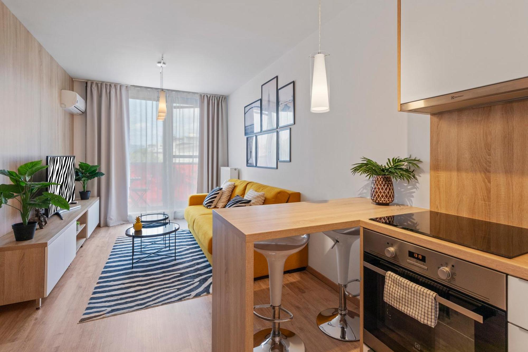 Апартаменти Lam Safari - Balcony - Ac - Free Parking Братислава Екстер'єр фото